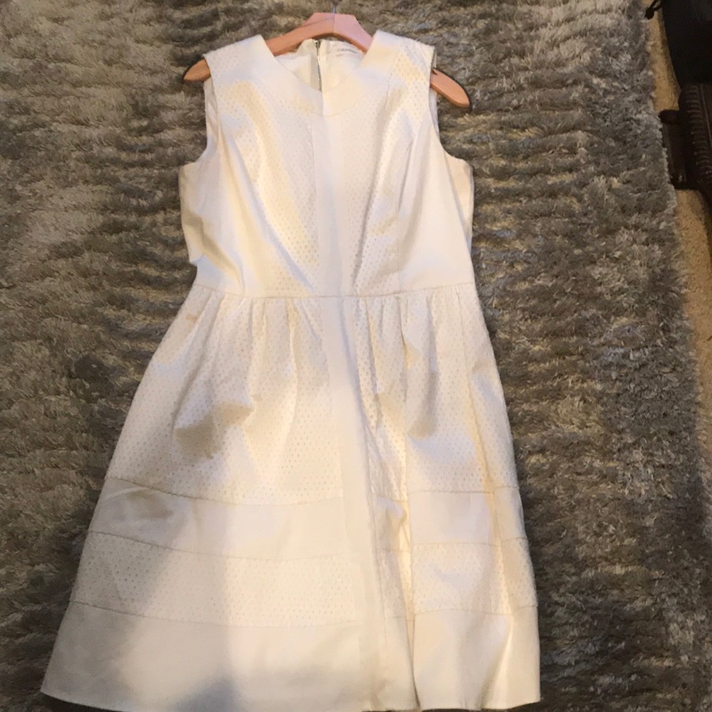 Dress - Picture 4 of 6